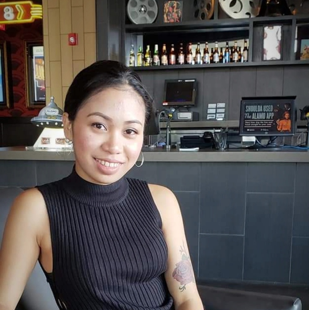 Meet your Posher, Joella